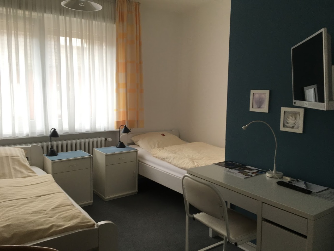 Zweibettzimmer